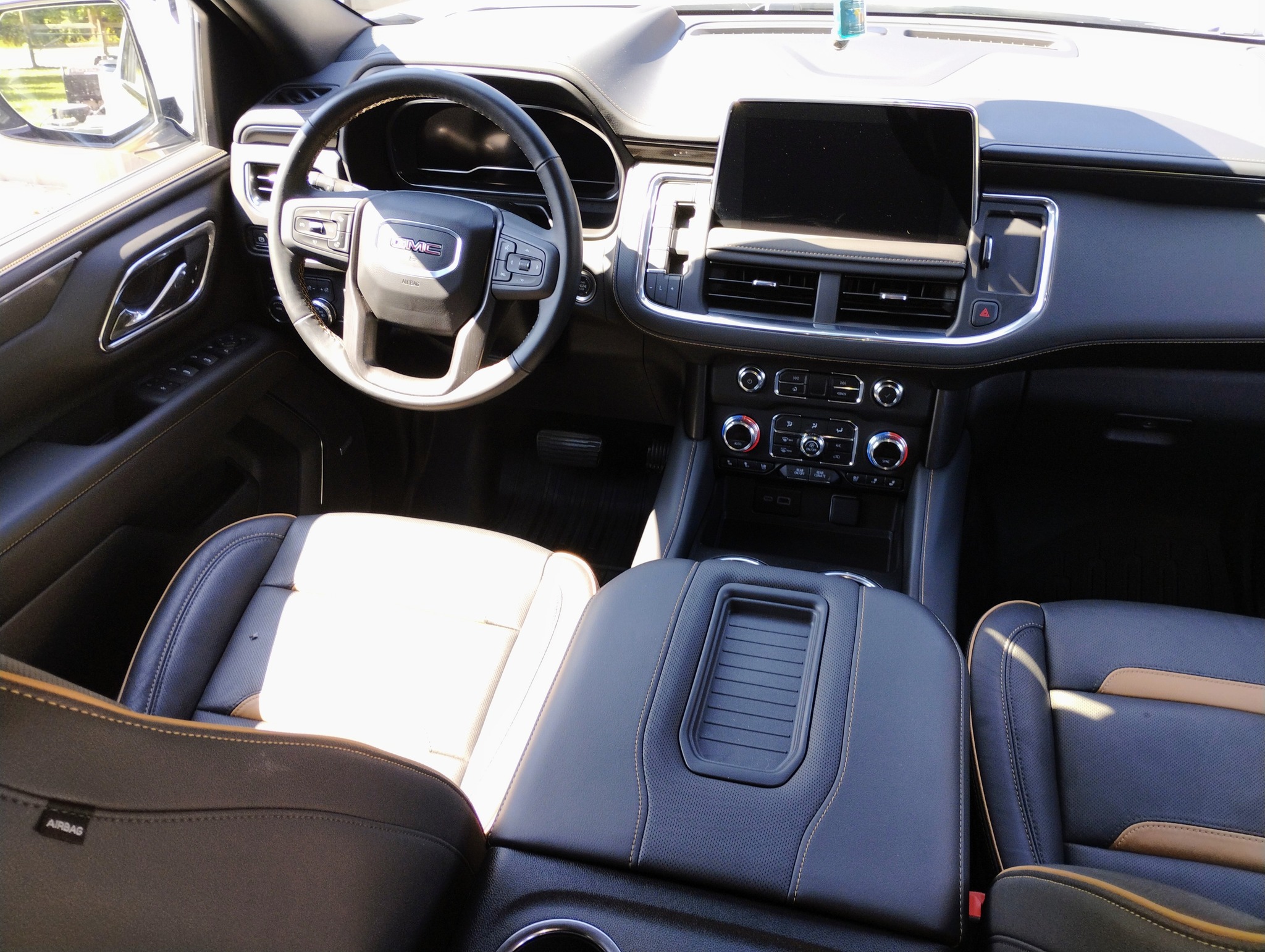 Driveway power washing in action